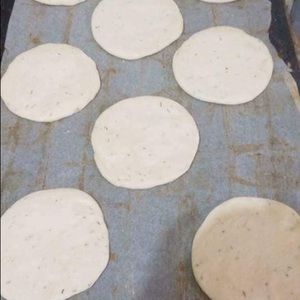 Meet your Posher, Youssef